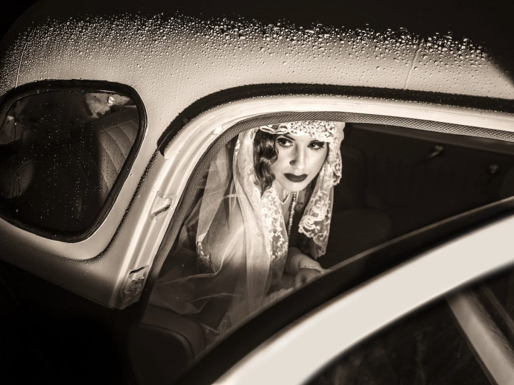 novia años 20, vestido especial diseñado por jeny Zegarra novias y foto de Leo Canet fotografo de bodas