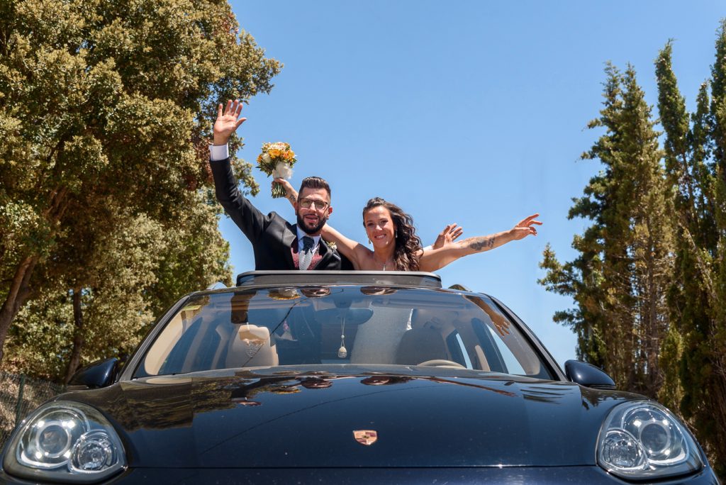 fotografo bodas barcelona-leo canet-bodas únicas-reportaje de bodas-fotos novios- vestido de novia espectacular